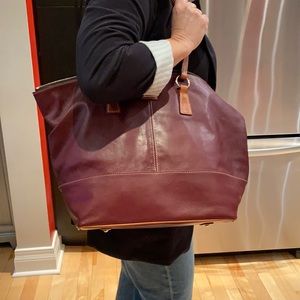 Dooney & Bourke large burgundy tote